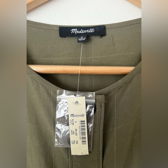 Madewell Short-Sleeved Belted Jumpsuit (S) - Picture 3 of 10